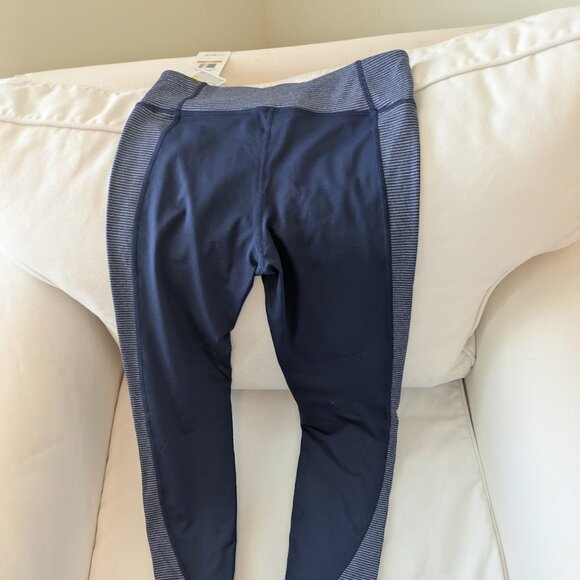 NWT Under Armour Leggings - Picture 2 of 5